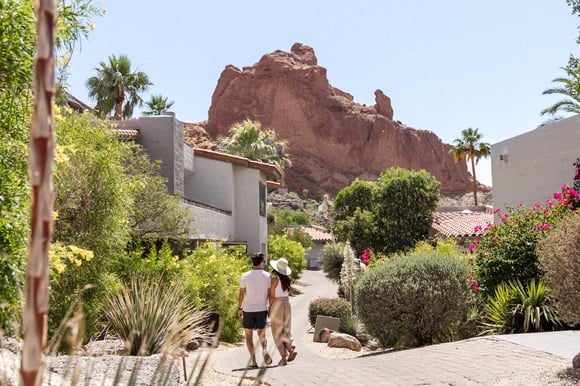 sanctuarycamelback_580x386