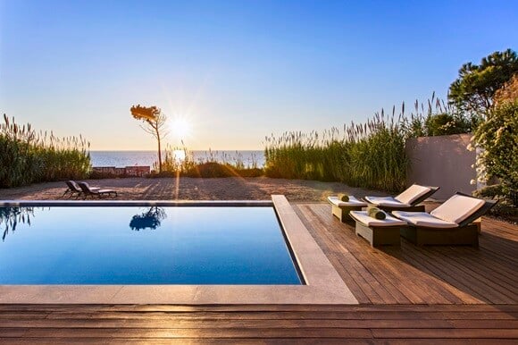 theromanos_580x386