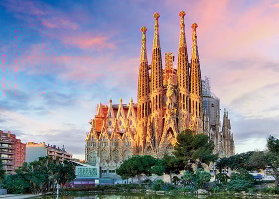 68241835-RCYC-Barcelona-560x400-0124