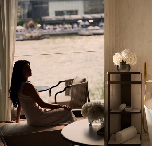 langhambangkok_window_520x500