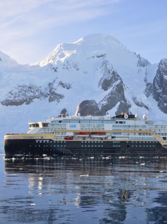 HX-Expeditions-1