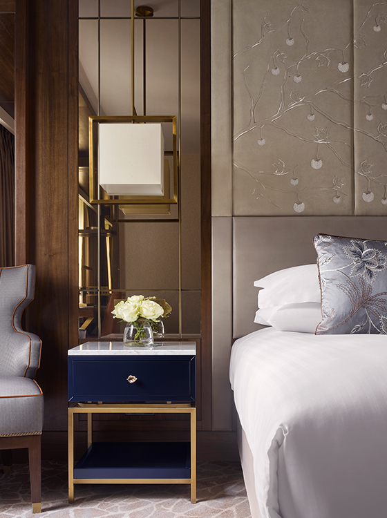 68231747-MC-London-InterContinentalParkLane-560x750-0823