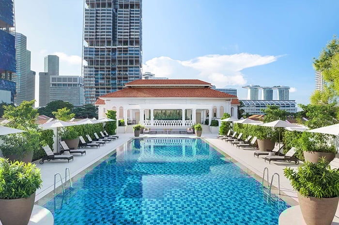 6823109-SepTTE-RafflesSingapore2-700x465-0923